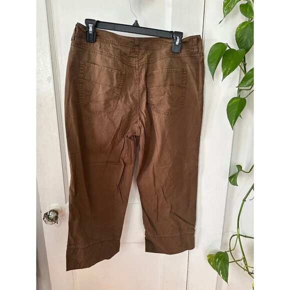 Chico’s women’s size 1.5 (10) brown Capri pants - Picture 6 of 8